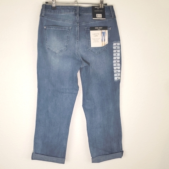 *NWT* NINE WEST Chrystie Capris, Light Wash, size 4 - Picture 2 of 5